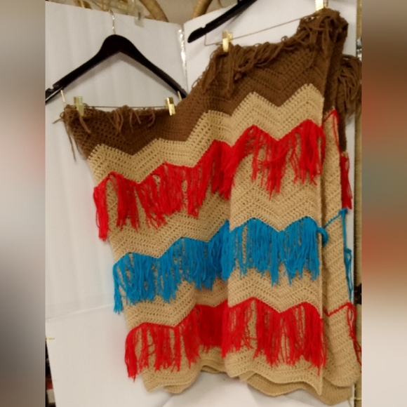 Handmade Crocheted Throw Fringes Tassels Blanket 66x66"